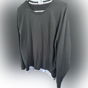 Calvin Klein large means crewneck